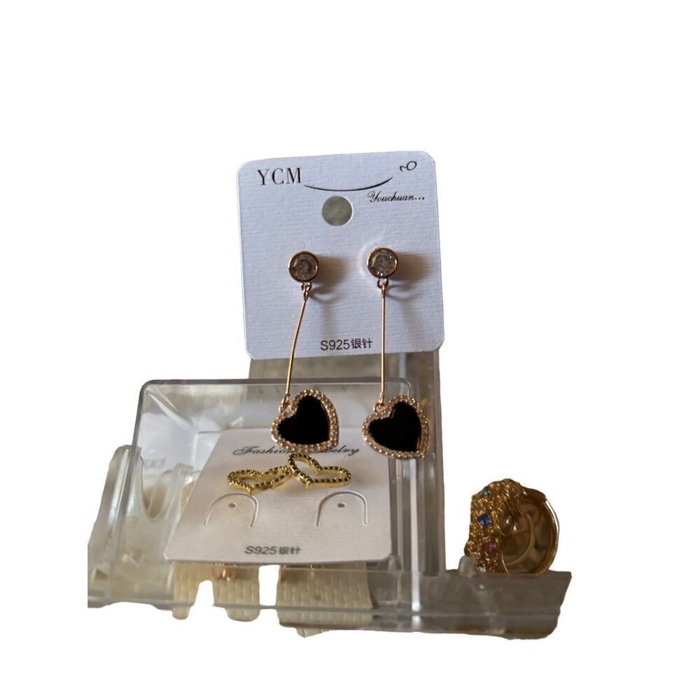 Jewelry - Picture 14 of 16
